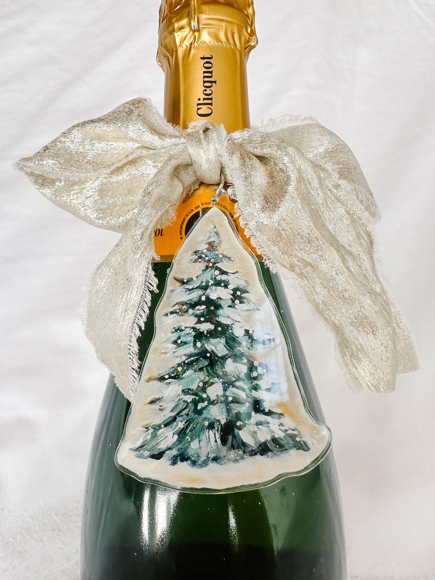 Ornament set of four