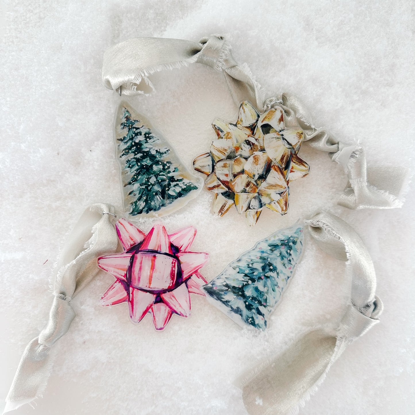 Ornament set of four